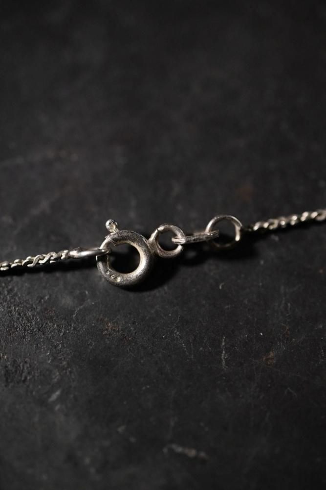 Vintage fleur de lis silver necklace