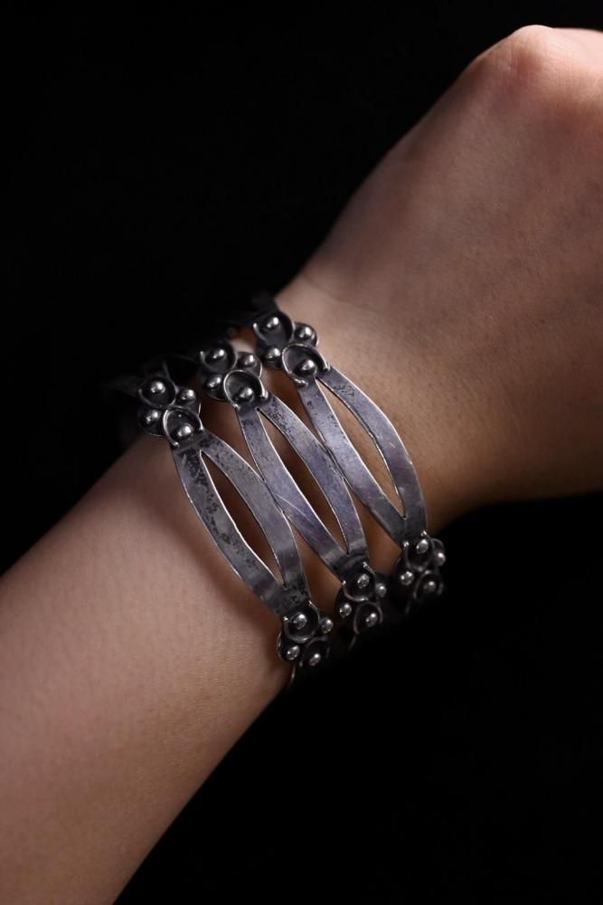 Mexico vintage silver bangle