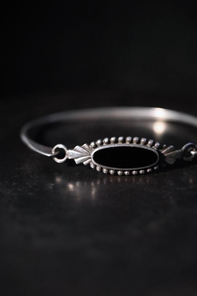Vintage silver  onyx bracelet