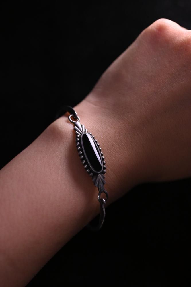 Vintage silver  onyx bracelet