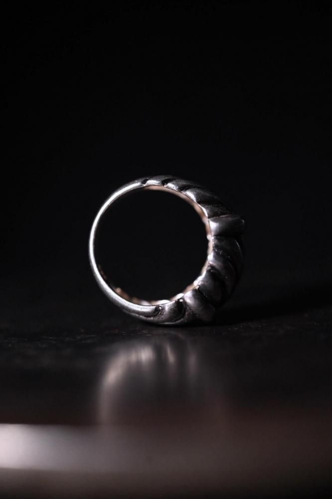 Vintage silver ring