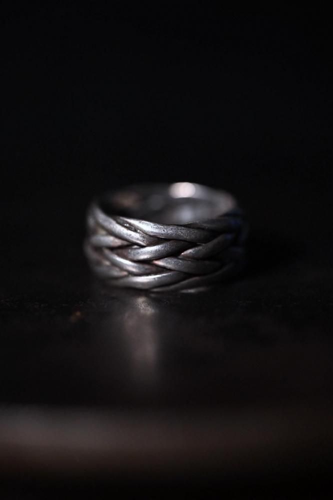Vintage silver braid ring