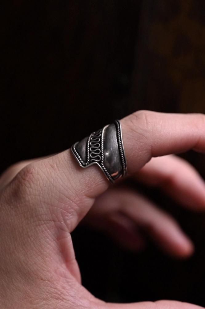 Vintage silver ring