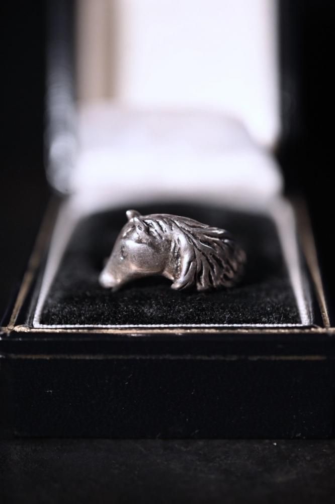 Vintage silver horse ring