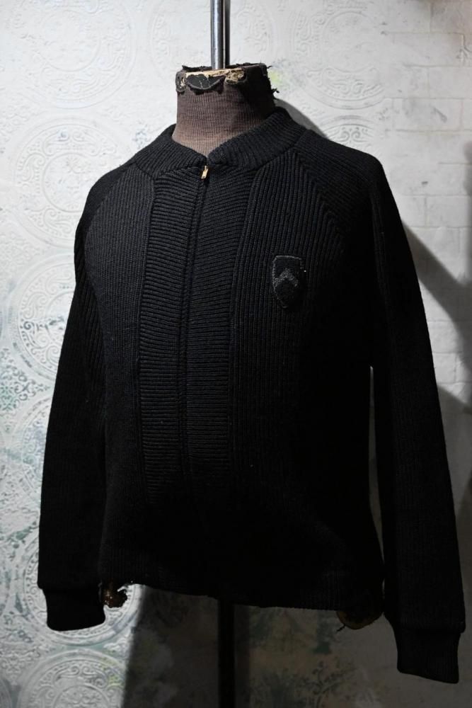 us 1960's "Penguin" black knit cardigan