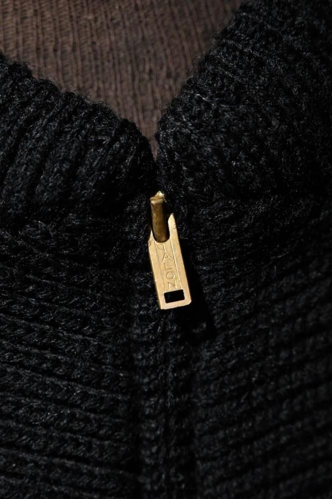 us 1960's "Penguin" black knit cardigan