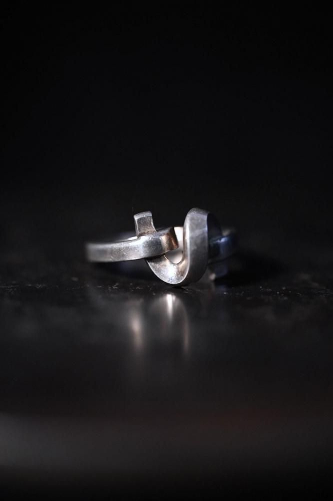 Vintage silver ring