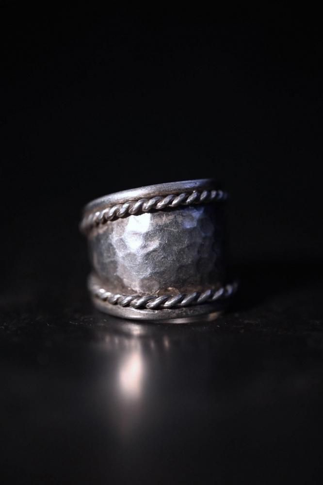 Vintage silver ring