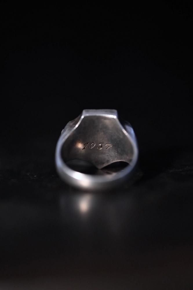 us 1957 candle signet ring