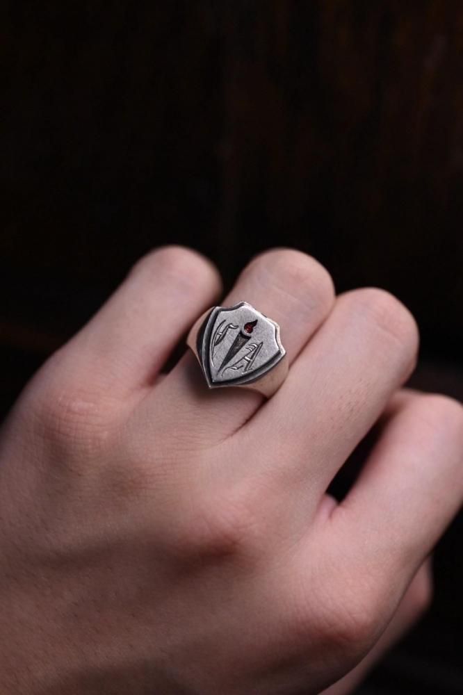 us 1957 candle signet ring