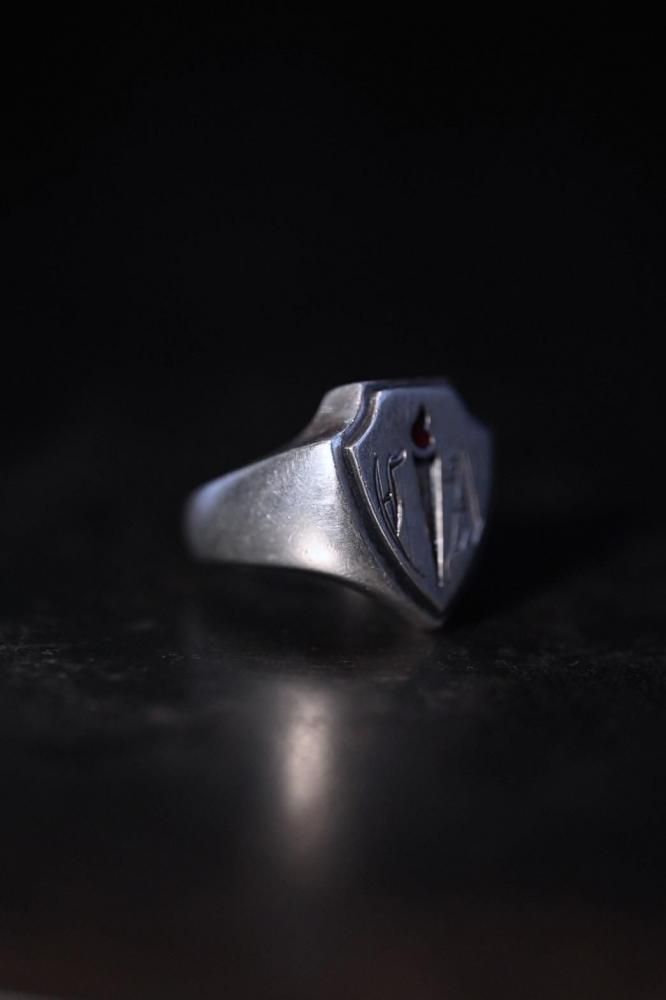 us 1957 candle signet ring