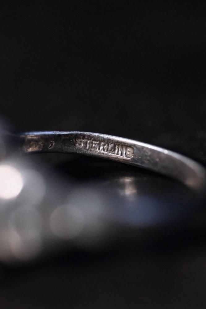 Mid 20th silver  agate ring