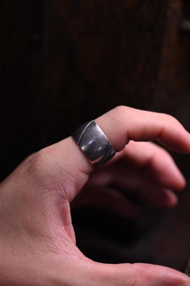 Vintage silver ring