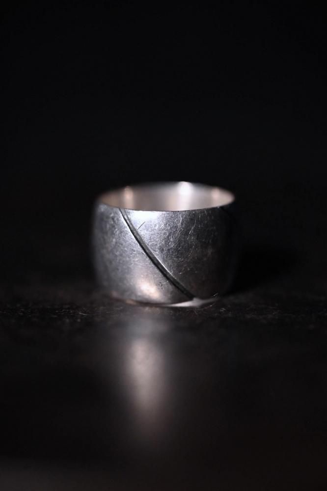 Vintage silver ring