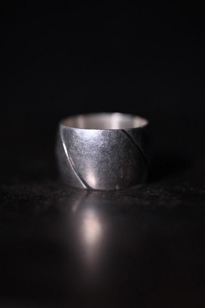 Vintage silver ring