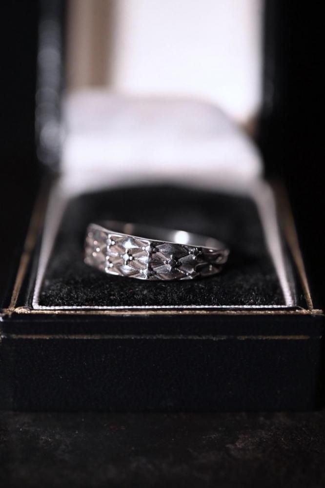 Vintage silver ring
