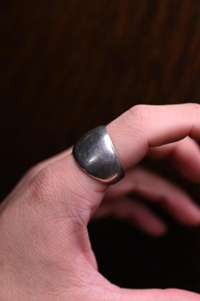 Vintage silver Initial ring