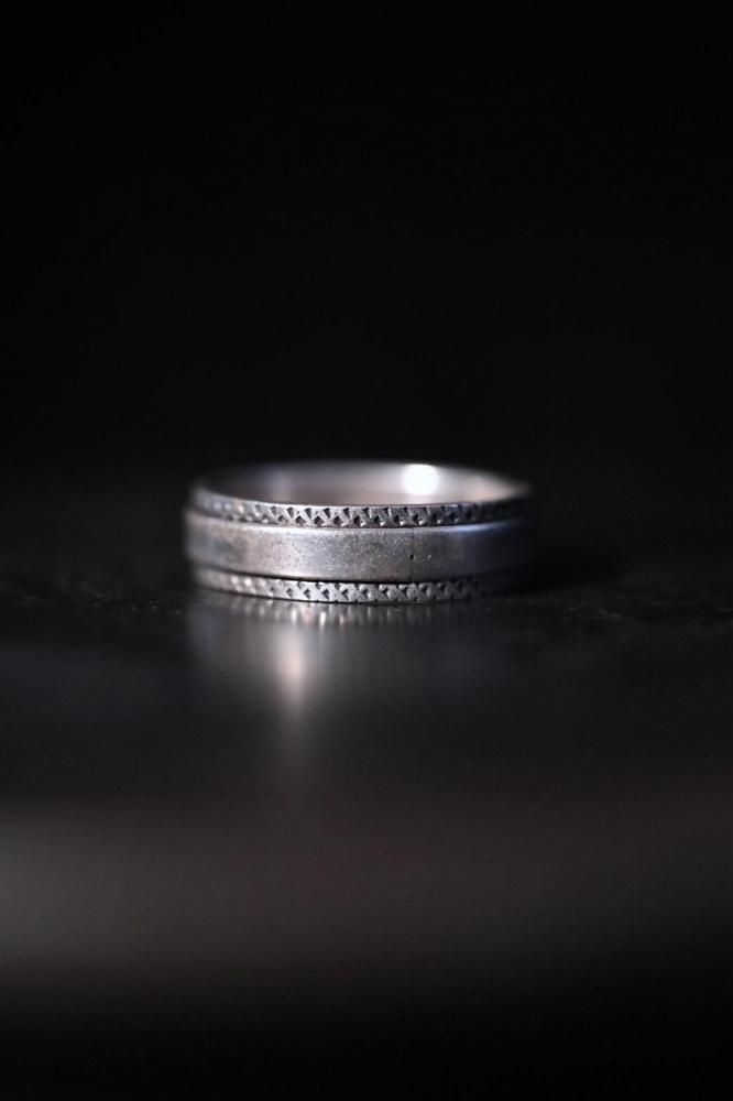 Vintage silver ring