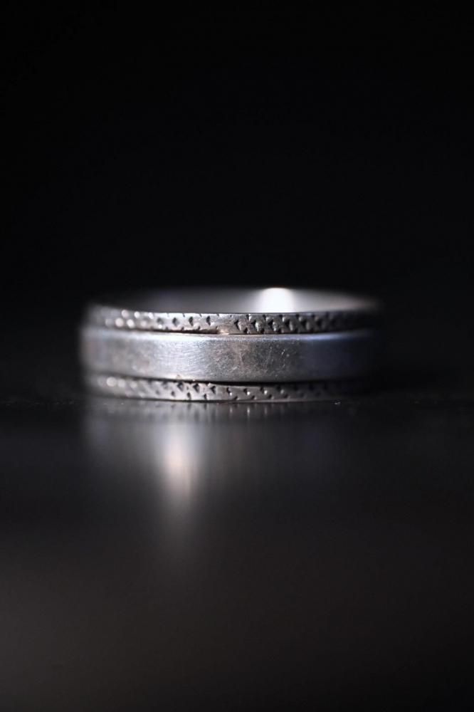 Vintage silver ring