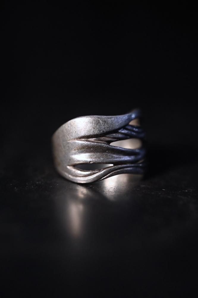 Vintage silver ring
