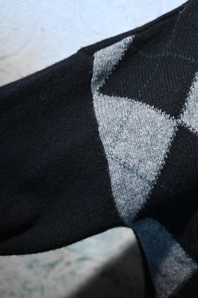 Italy 1970's argyle knit sweater