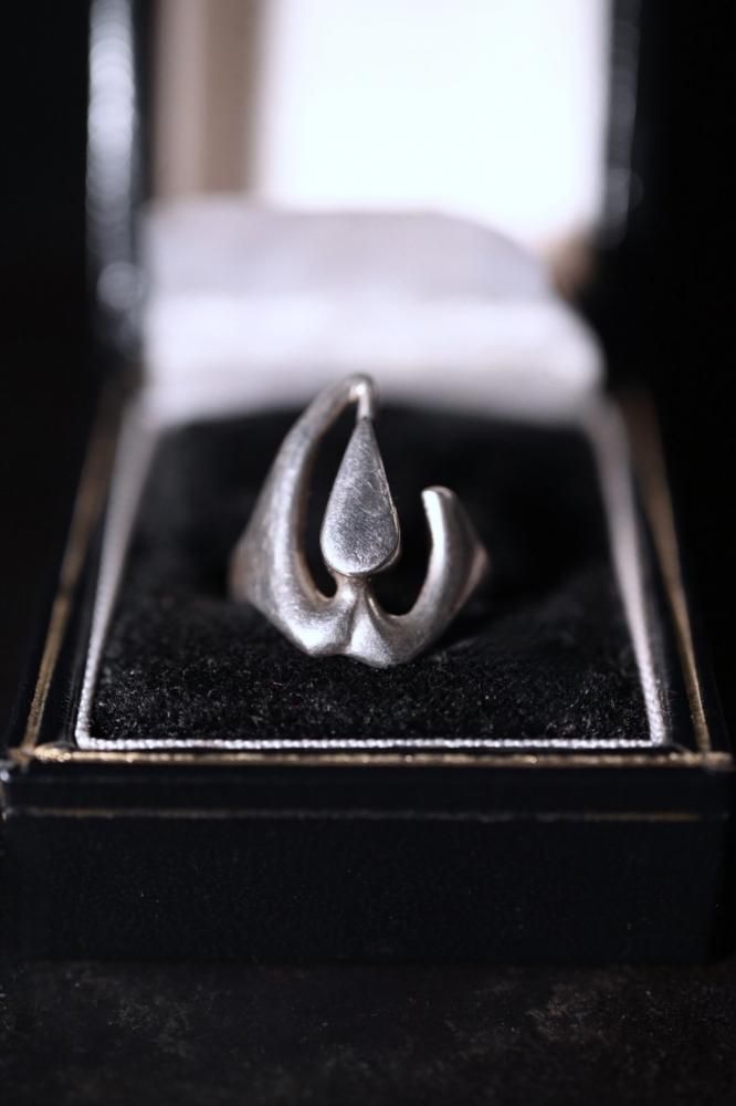 Vintage silver ring