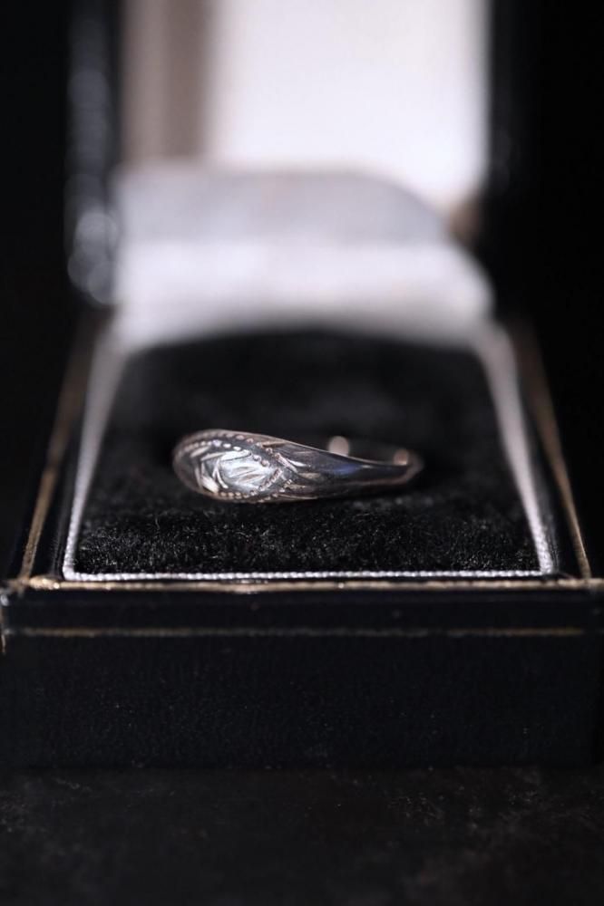 Vintage silver ring