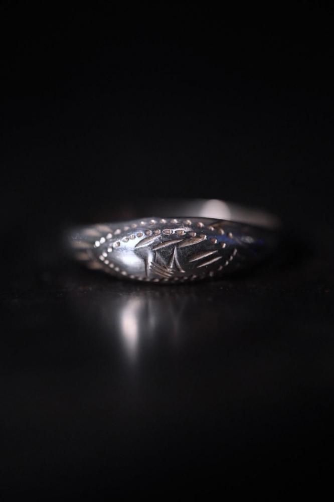 Vintage silver ring