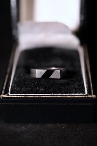 Vintage silver  onyx ring 11