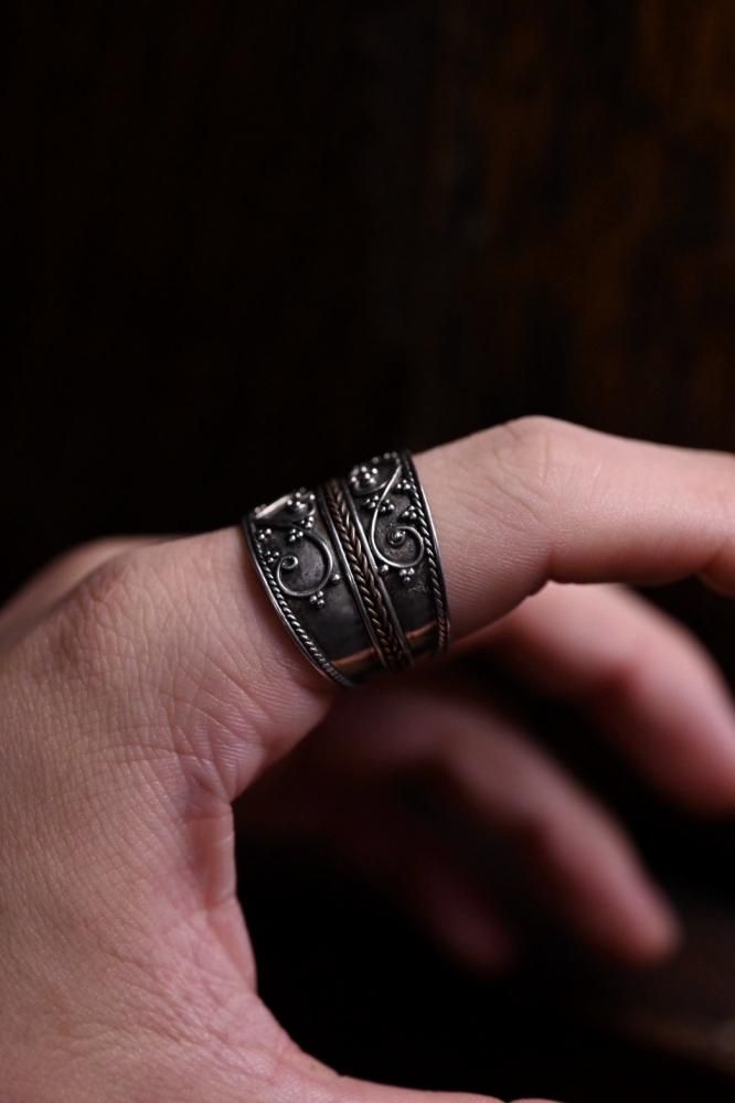 Vintage silver  copper ring "20"