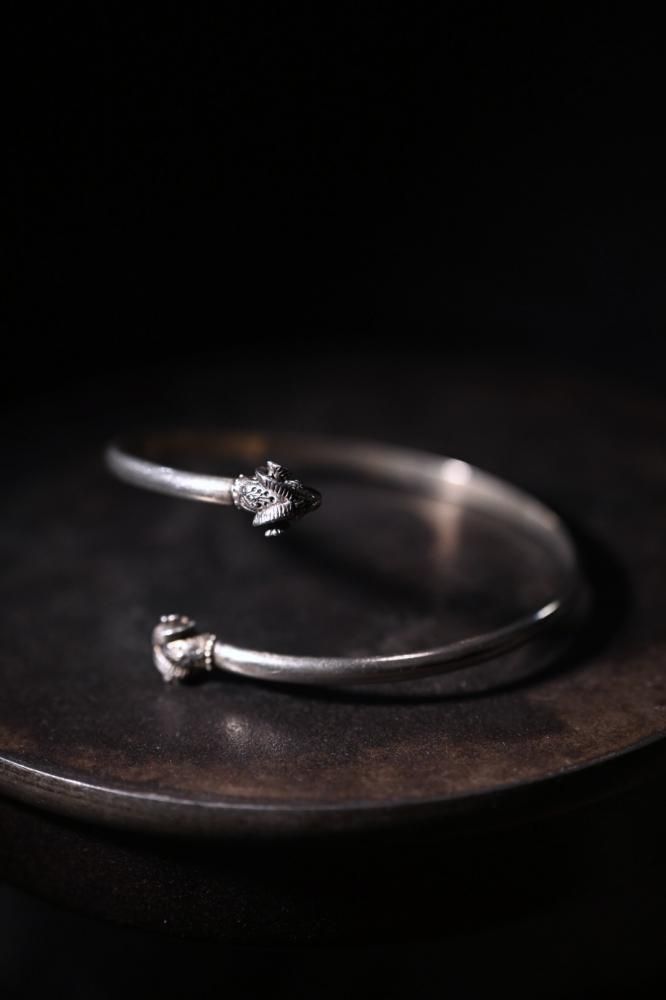 Vintage silver sheep bangle