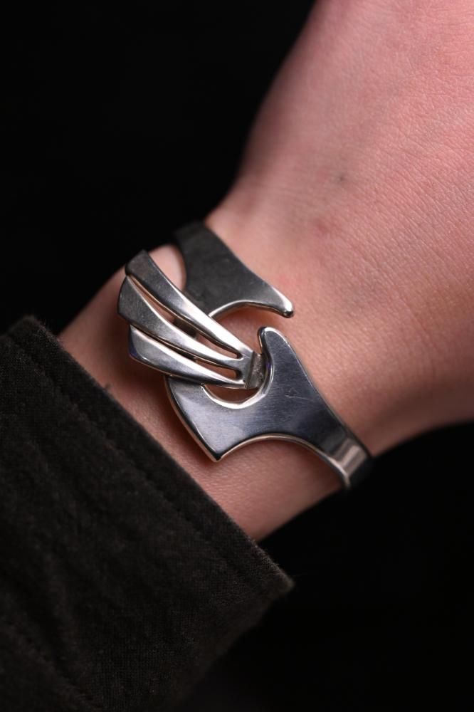 Mexico vintage silver bangle