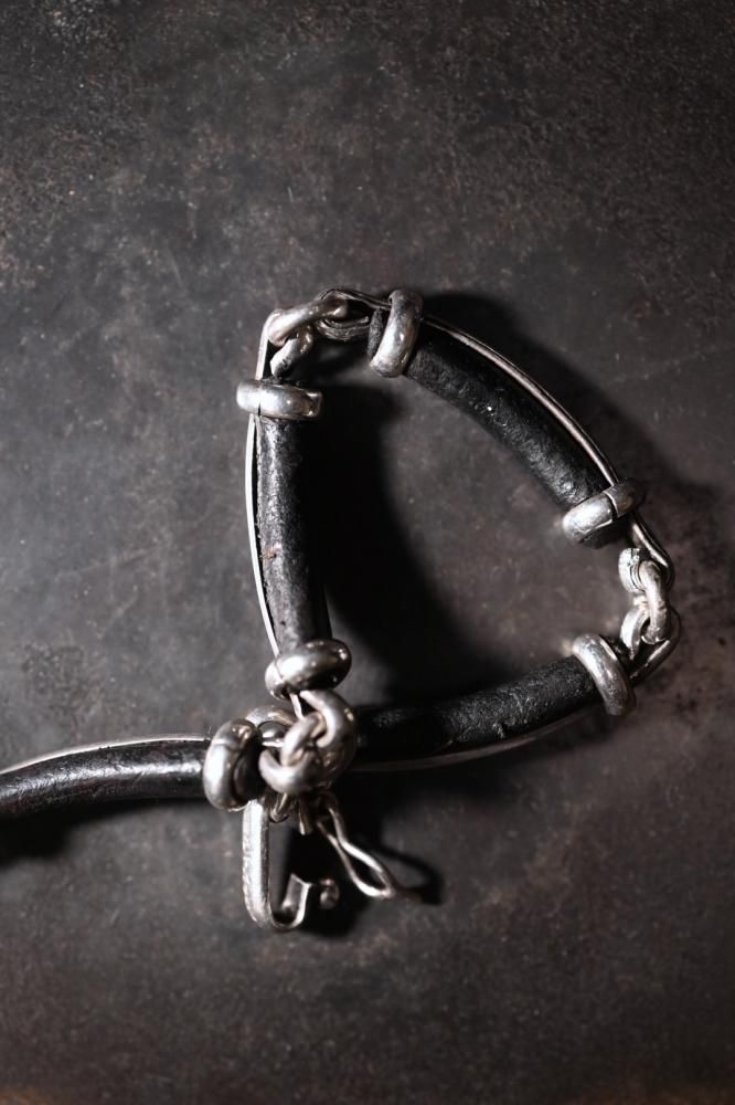 Vintage silver  leather bracelet