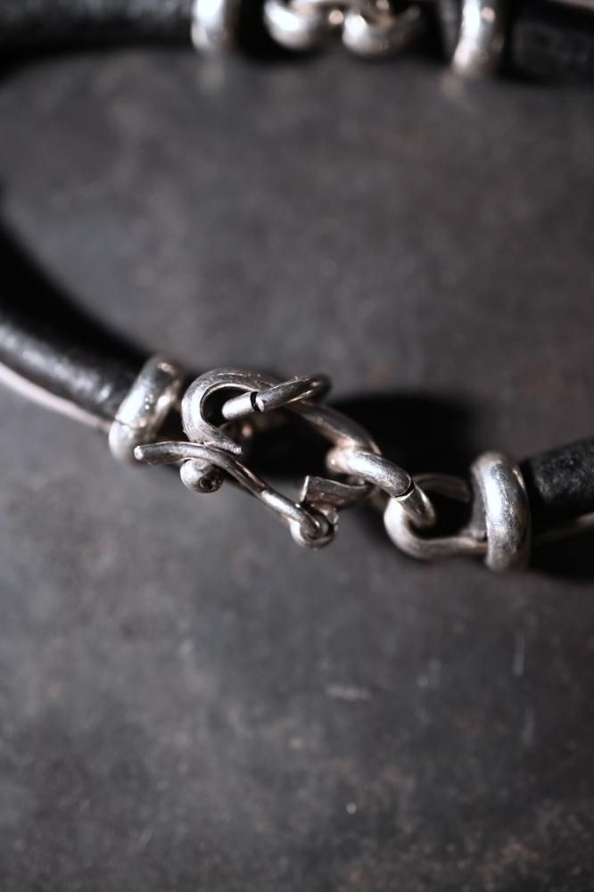 Vintage silver  leather bracelet