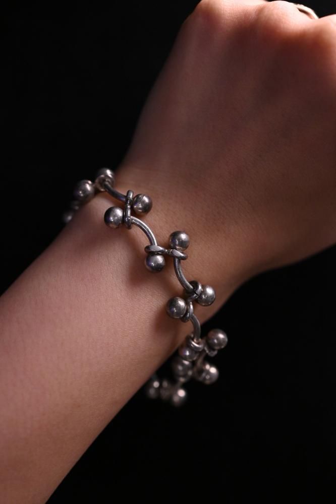 Vintage silver modern bracelet