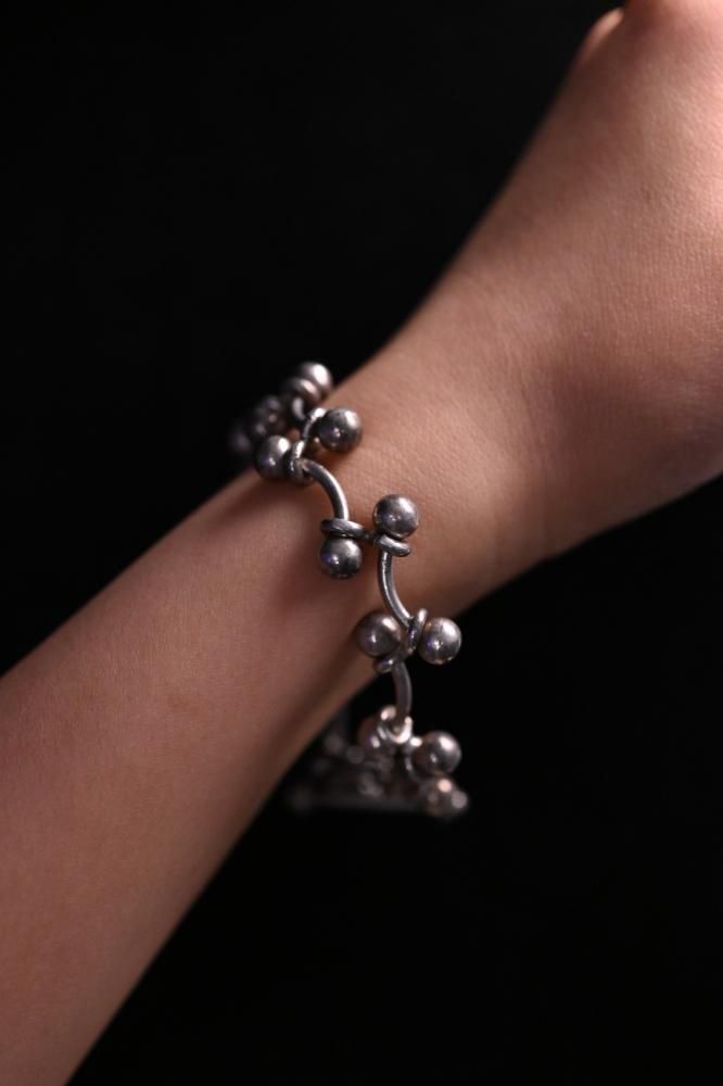 Vintage silver modern bracelet