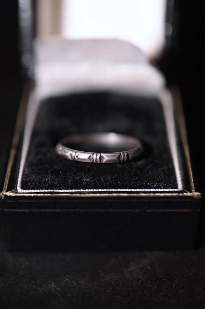 Vintage silver ring 16