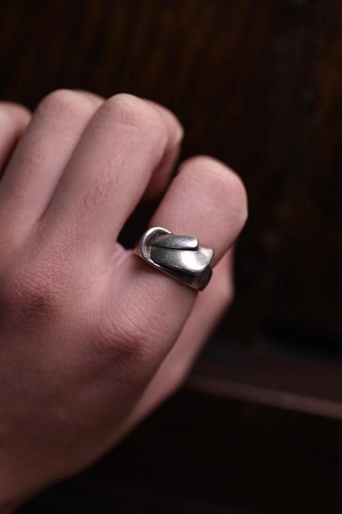 Vintage modern silver ring 16
