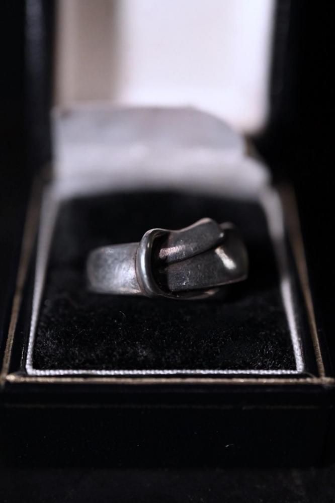 Vintage modern silver ring 16
