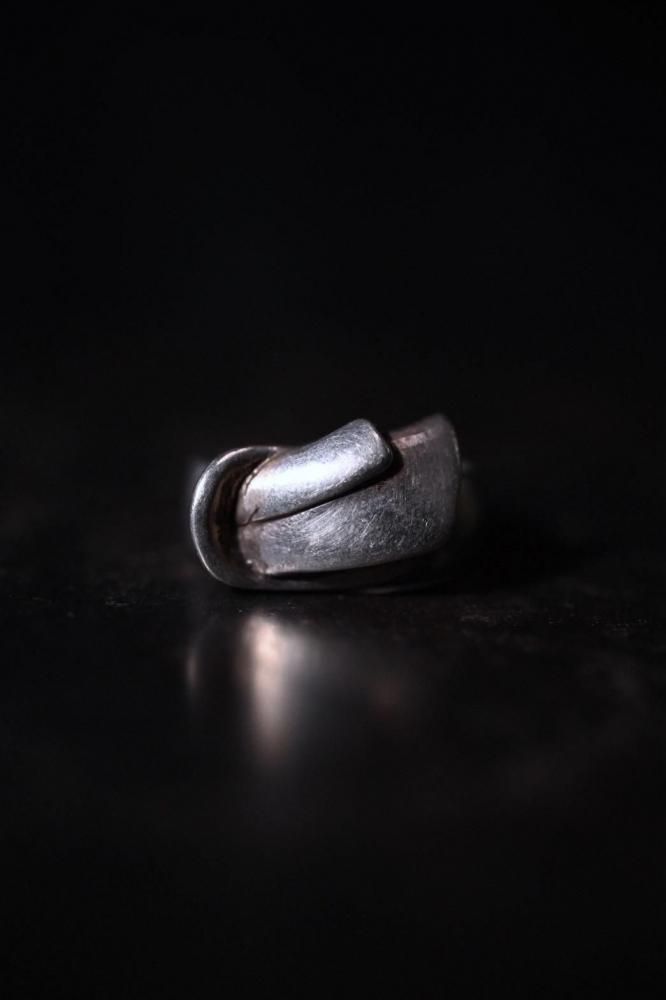 Vintage modern silver ring 16