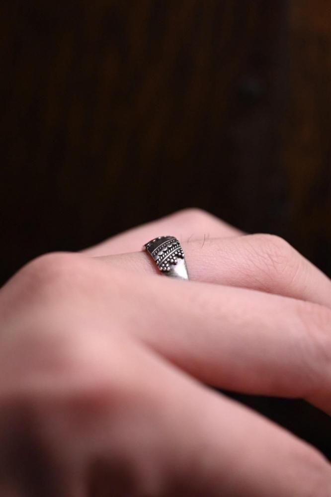 Vintage silver ring 12