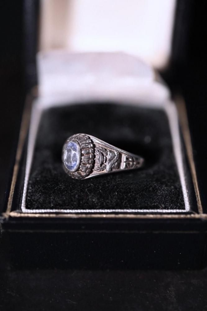us 2001 silver college ring 9