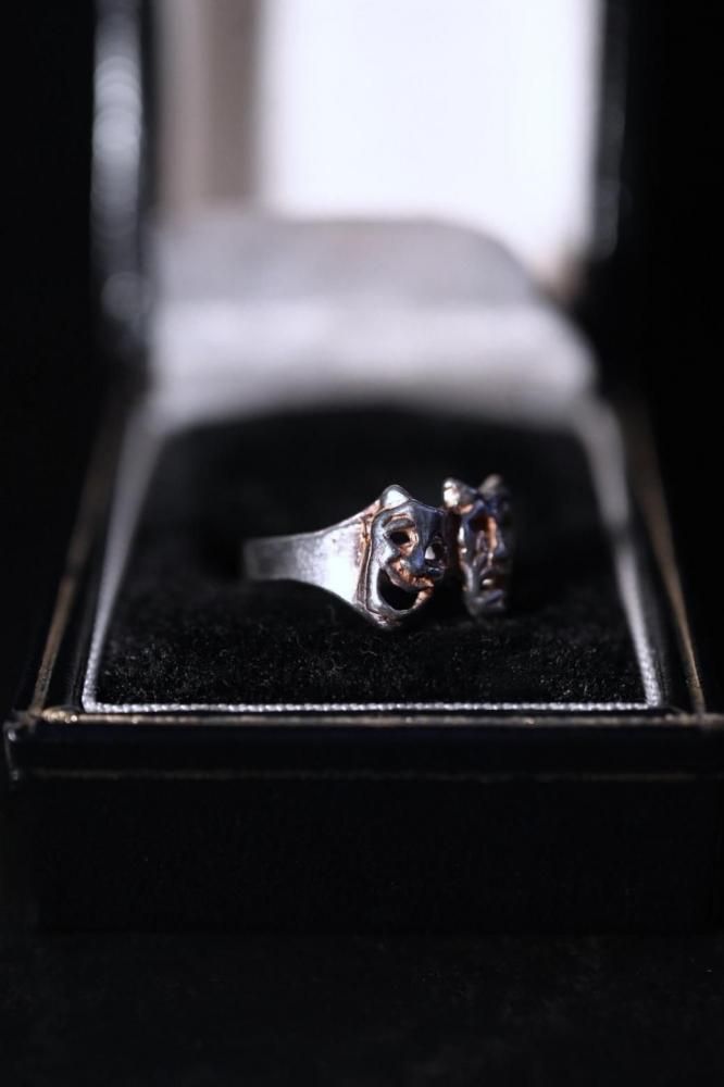 Vintage two face silver ring 9��