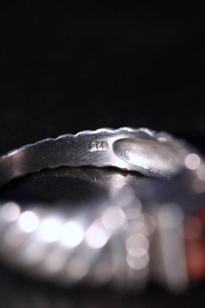 Vintage silver �� red stone ring 16��