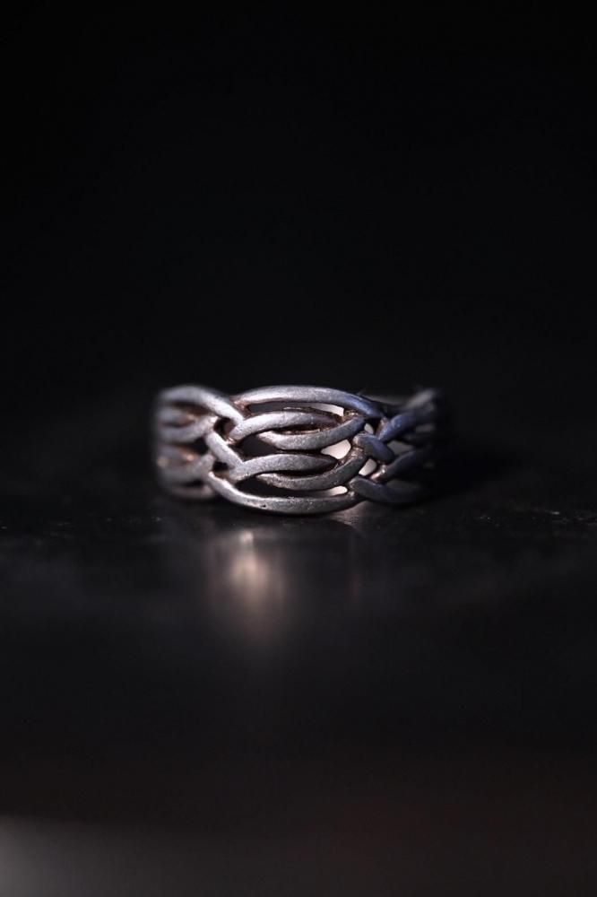 Vintage silver ring 16��
