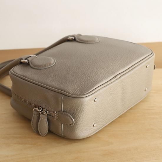 美品 TRION シュリンクレザー ラウンドファスナー ミニボストンバッグ 美品 TRION シュリンクレザー ラウンドファスナー ミニボストン