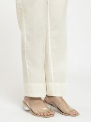 <img class='new_mark_img1' src='https://img.shop-pro.jp/img/new/icons50.gif' style='border:none;display:inline;margin:0px;padding:0px;width:auto;' />CAMBRIC WIDE BOTTOM HEM TROUSER OFF-WHITE