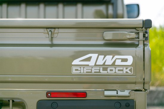 【D-CRUZ】4WD DIFFLOCK ステッカー - OUTDOOR & WORKING STYLE