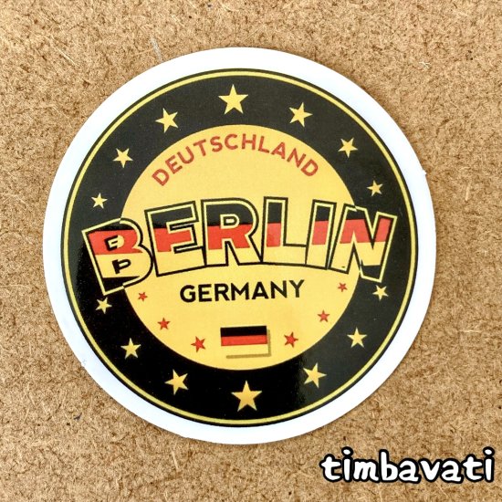 ドイツ】ベルリン 国旗 ステッカー - 世界のばざーるTimbavati