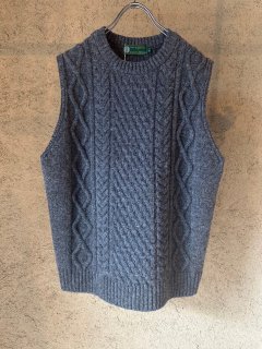 Cable vest<have a good day>